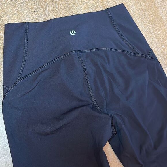 Lululemon Lean In Crop (17") - Picture 5 of 7